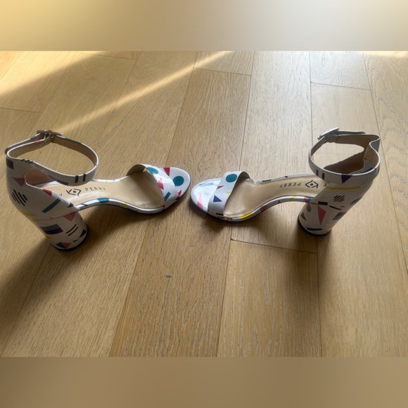 Katy Perry Open Toe Heel - Picture 4 of 4